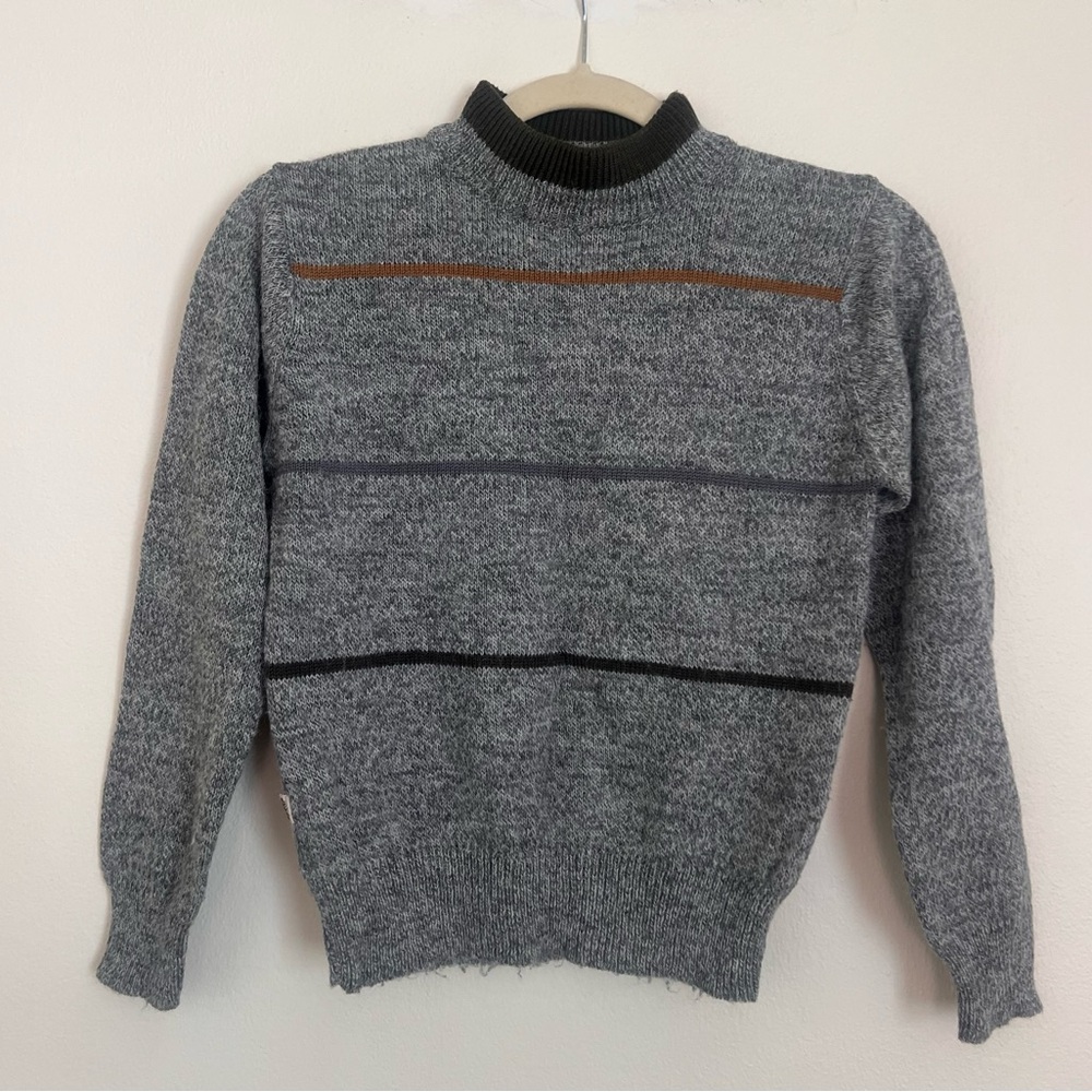 Levi's Gray Crewneck Sweater with Knit Texture